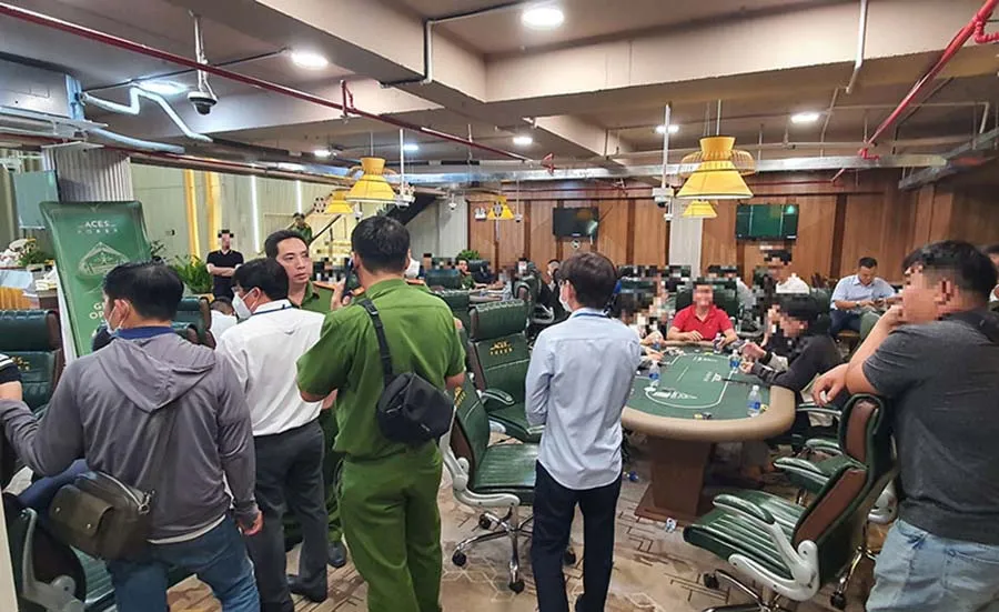 Triệt phá nhóm sòng bài ăn tiền trá hình dưới hình thức CLB poker 